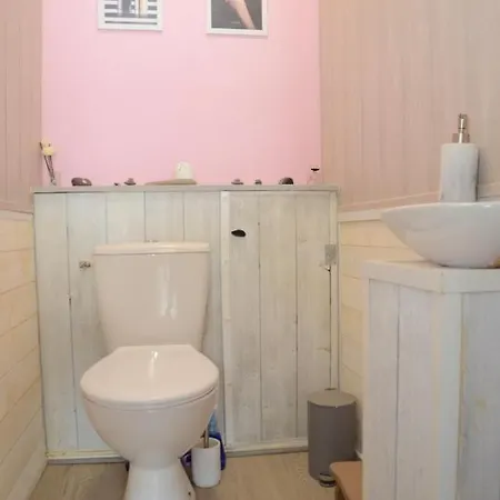 Проживание в семье Chambre Chez Nous A La Campagne Ferques