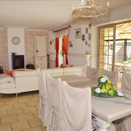 Chambre Chez Nous A La Campagne Homestay *