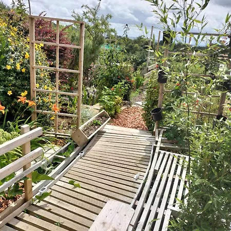 Проживание в семье Chambre Chez Nous A La Campagne *